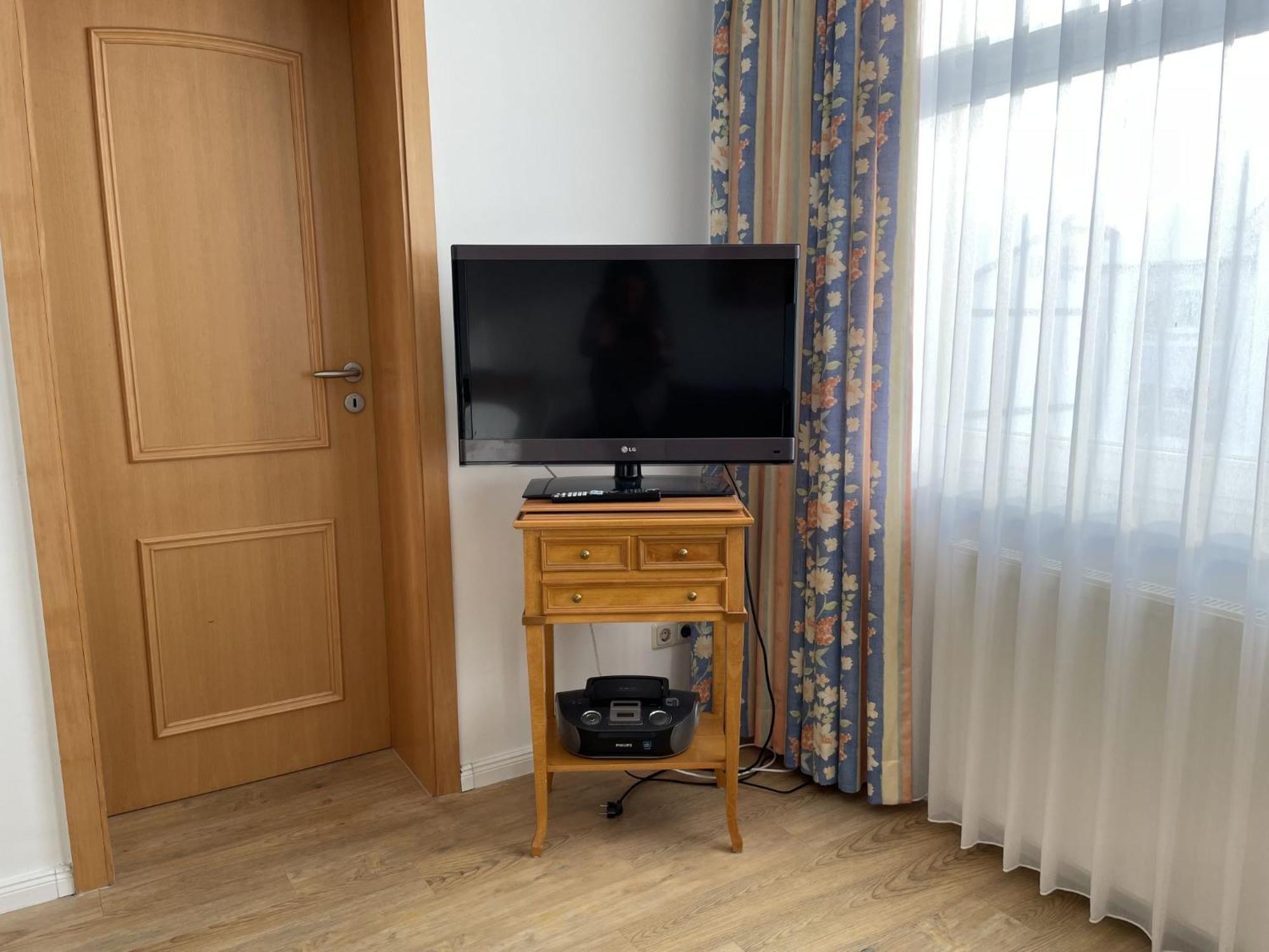 Apartment Stolzenfels-1 By Interhome Sellin  ภายนอก รูปภาพ